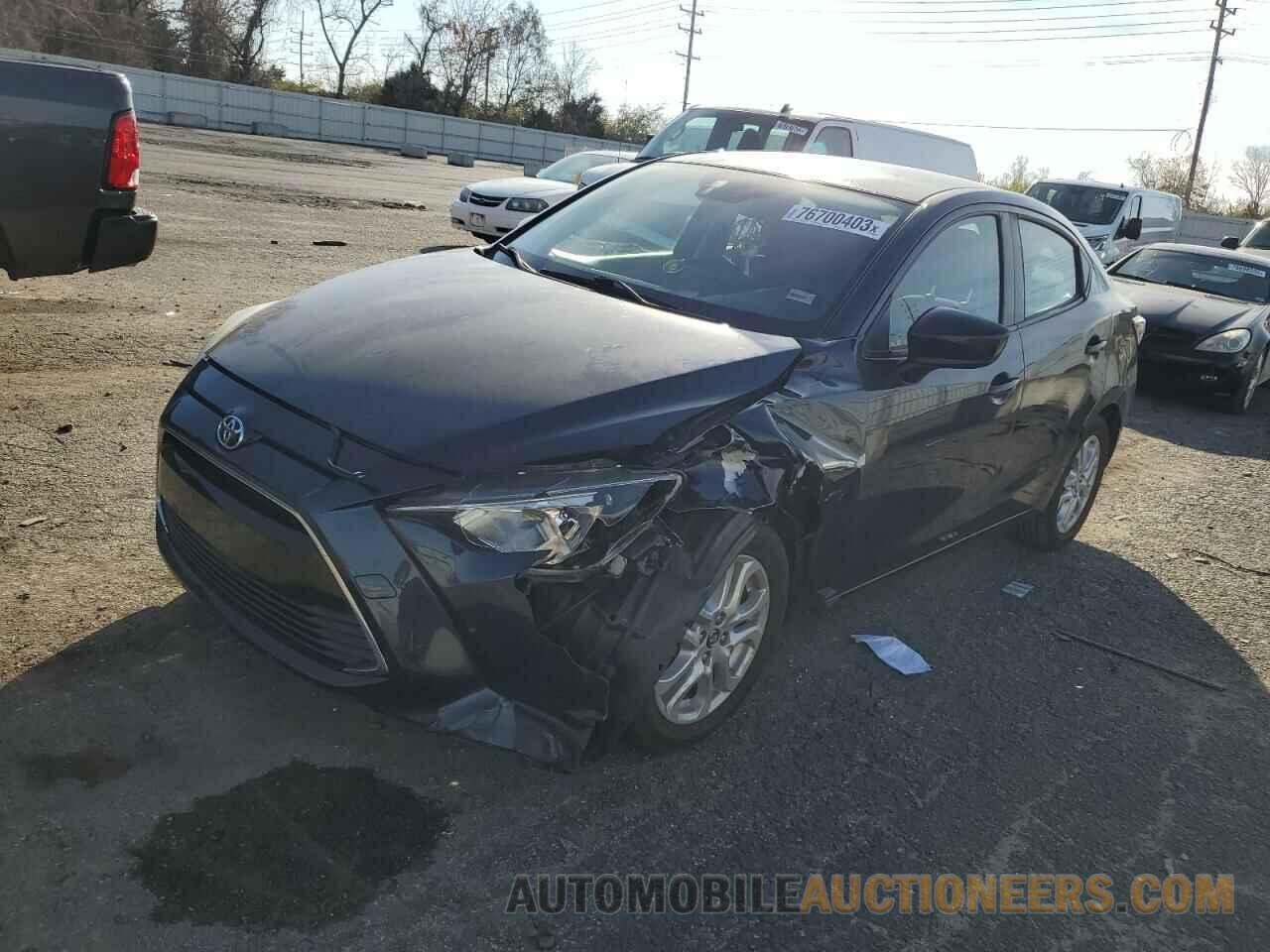 3MYDLBYV0JY325132 TOYOTA YARIS 2018