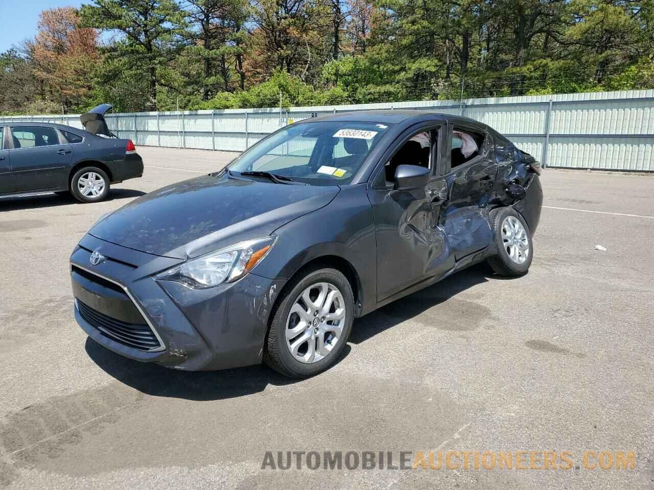 3MYDLBYV0JY330489 TOYOTA YARIS 2018