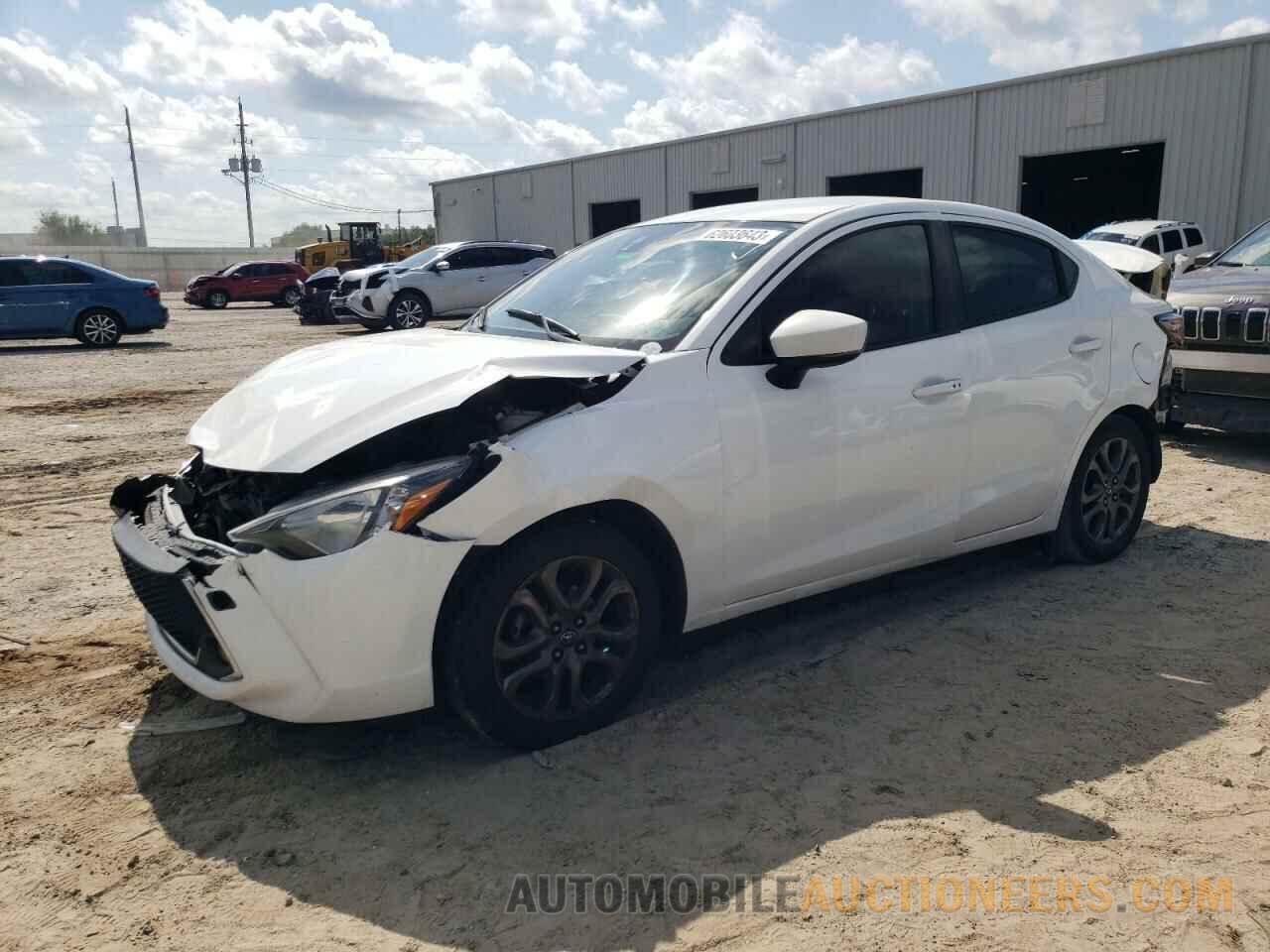 3MYDLBYV0KY517328 TOYOTA YARIS 2019