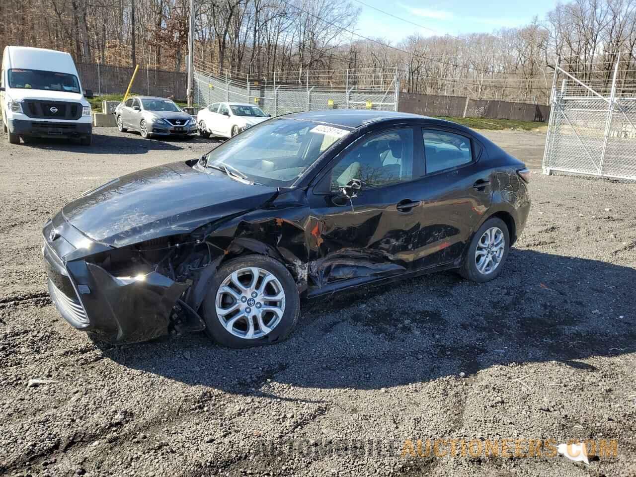 3MYDLBYV1HY183268 TOYOTA YARIS 2017