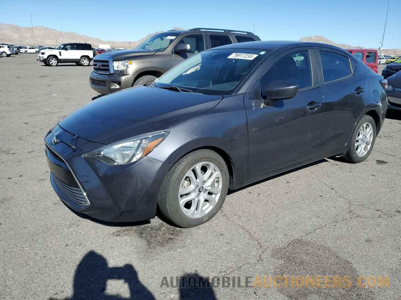 3MYDLBYV1JY300420 TOYOTA YARIS 2018