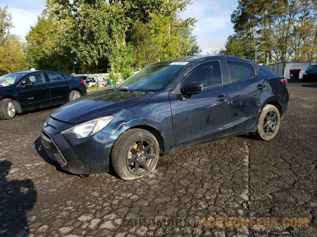 3MYDLBYV1JY301325 TOYOTA YARIS 2018