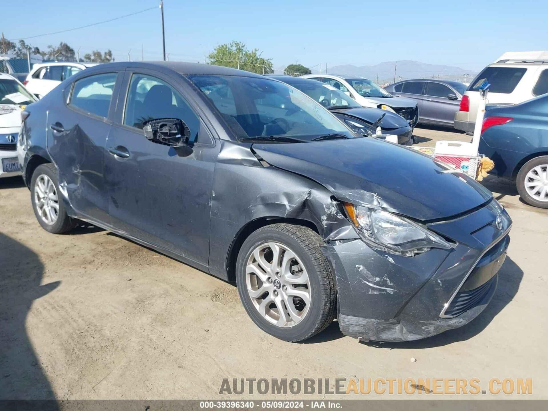 3MYDLBYV1JY305052 TOYOTA YARIS IA 2018