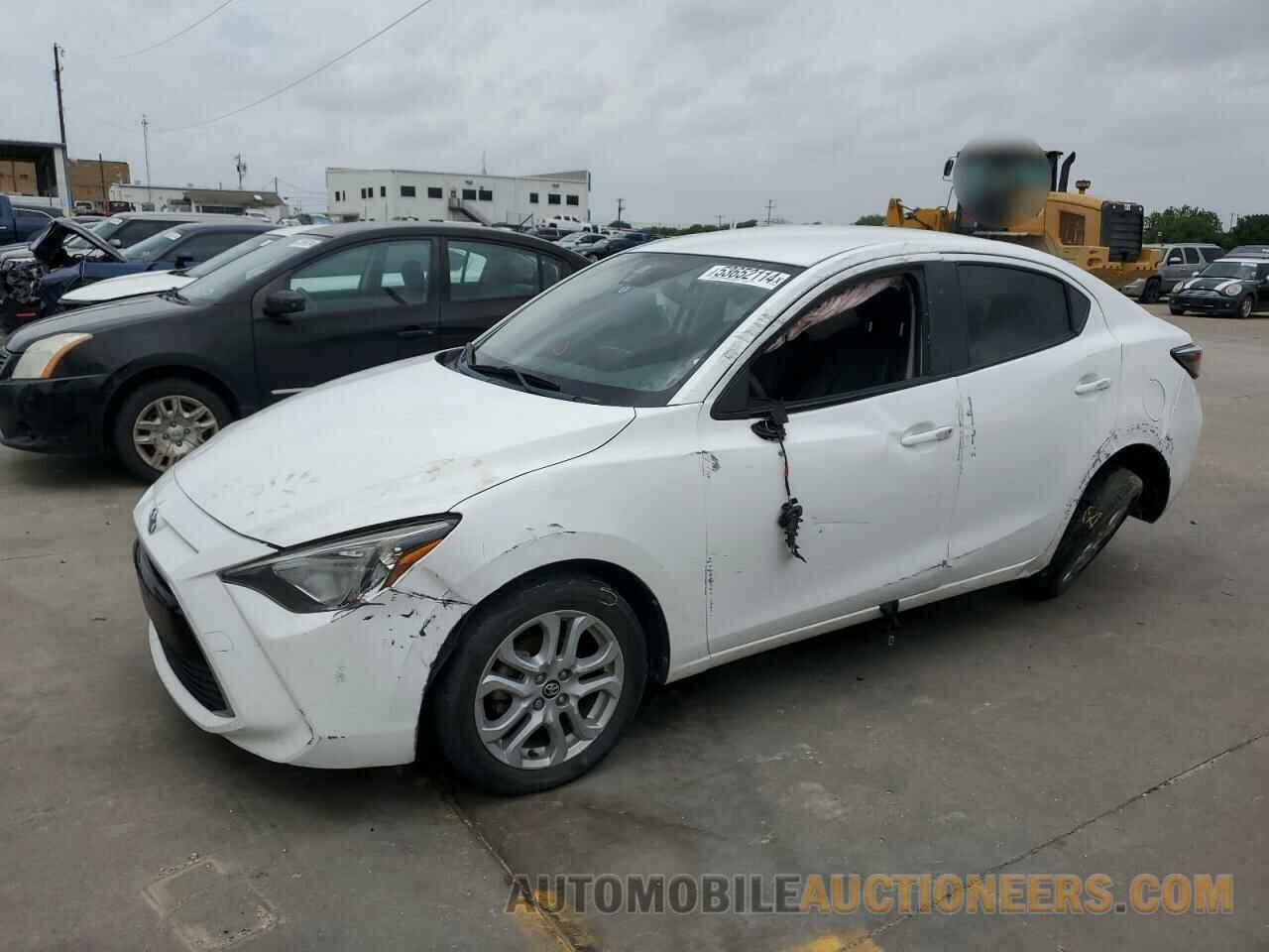 3MYDLBYV1JY307531 TOYOTA YARIS 2018