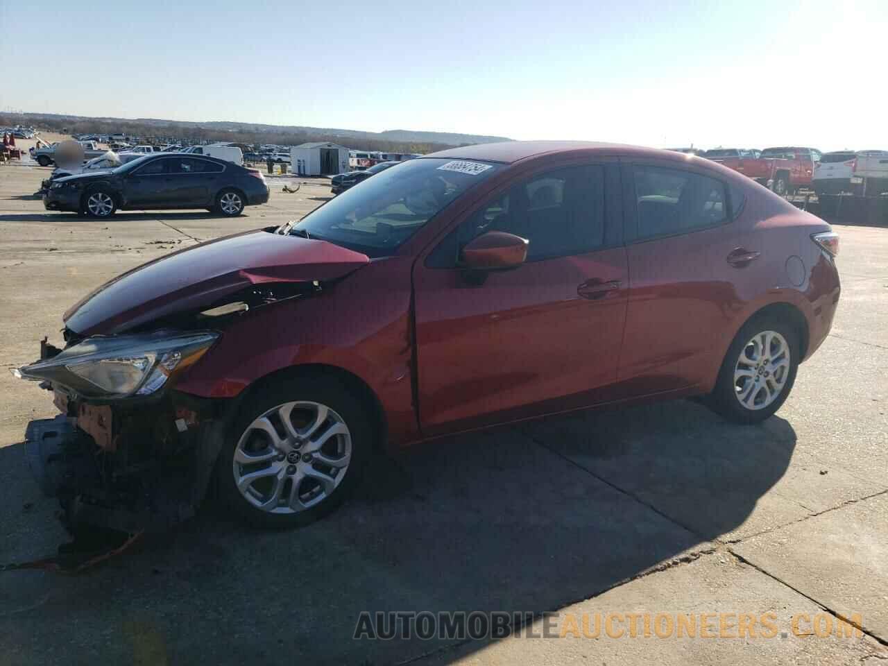 3MYDLBYV1JY307979 TOYOTA YARIS 2018