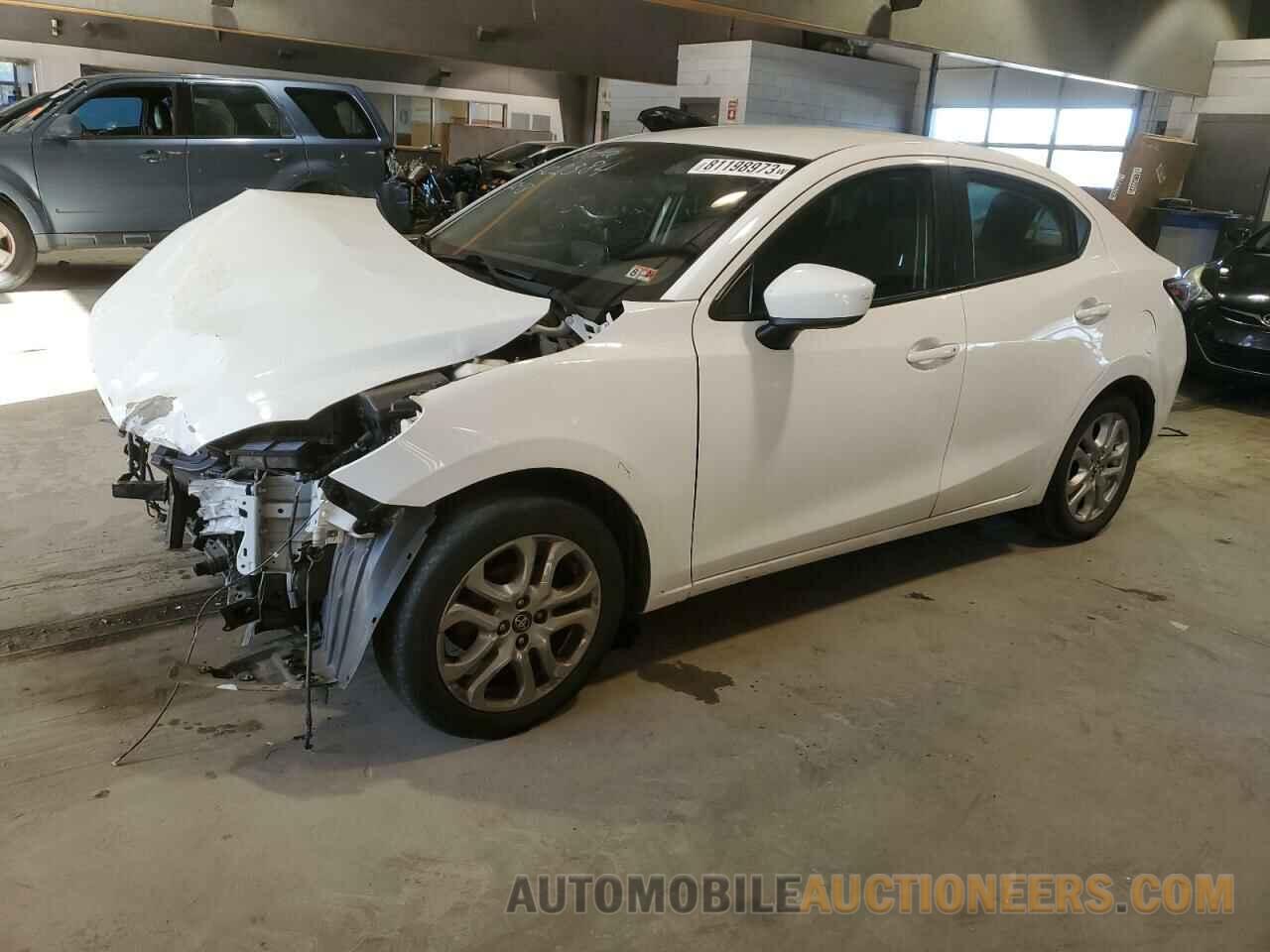 3MYDLBYV1JY324376 TOYOTA YARIS 2018