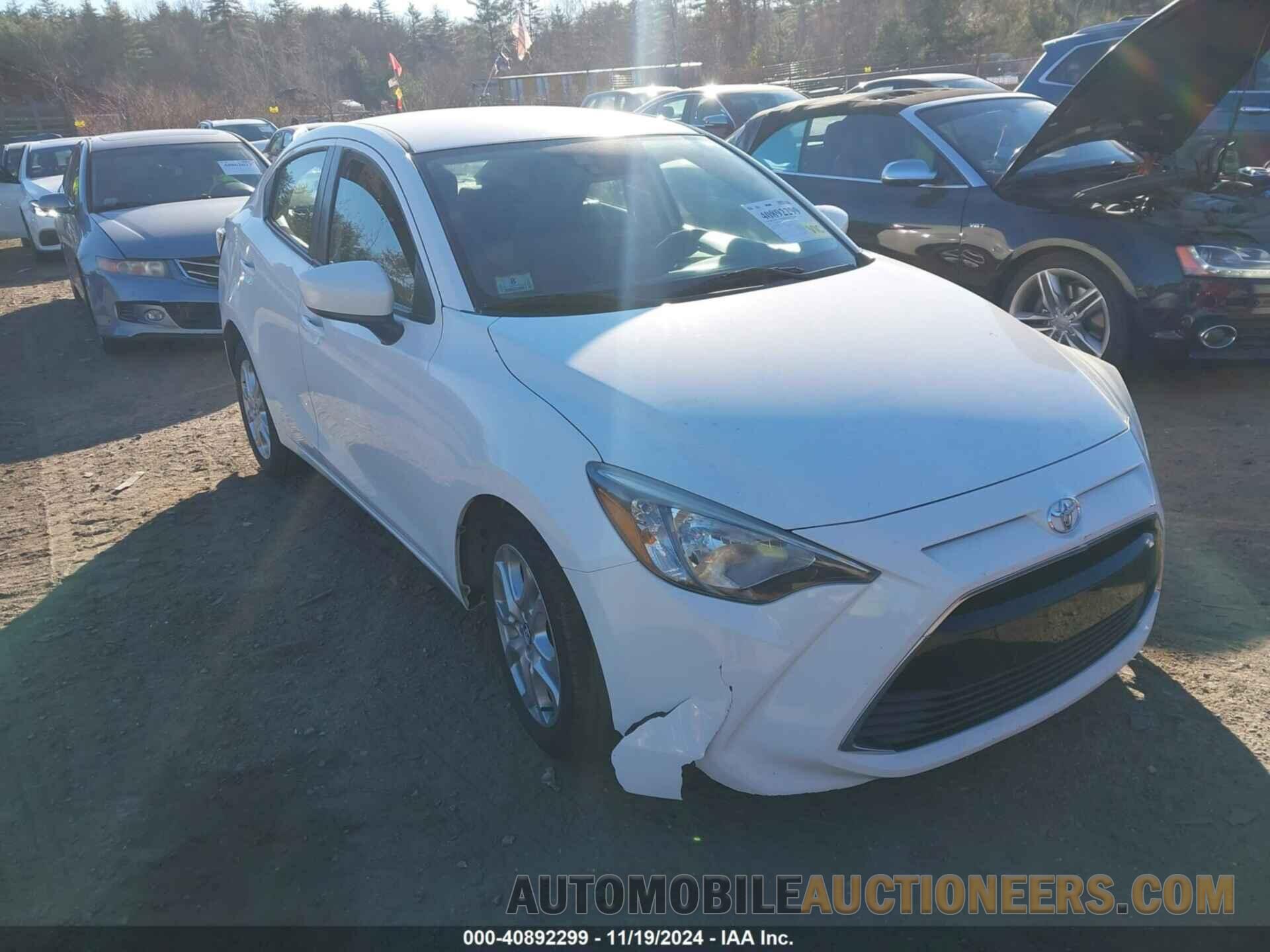 3MYDLBYV1JY330016 TOYOTA YARIS IA 2018