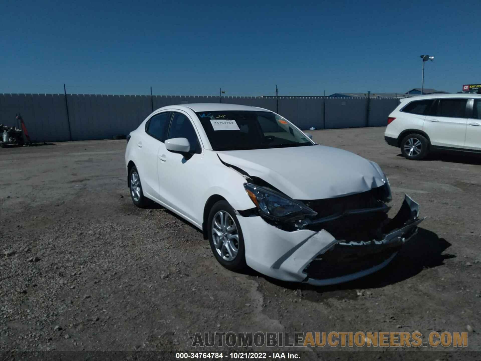 3MYDLBYV2HY178211 TOYOTA YARIS IA 2017