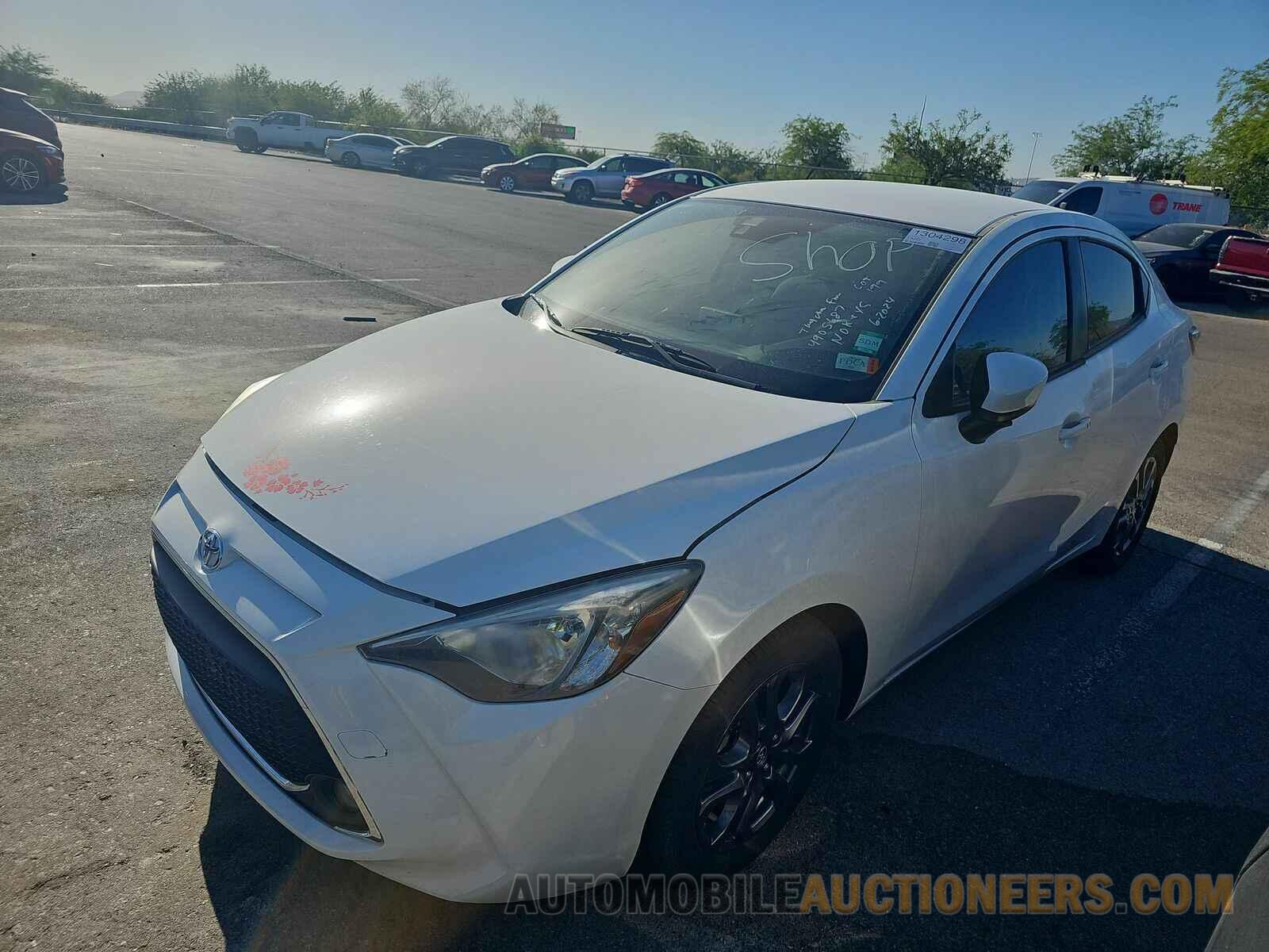 3MYDLBYV2KY510316 Toyota Yaris 2019