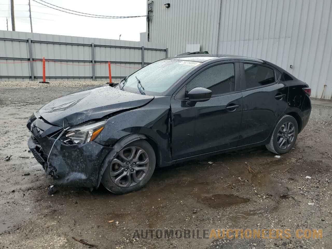 3MYDLBYV2KY512261 TOYOTA YARIS 2019