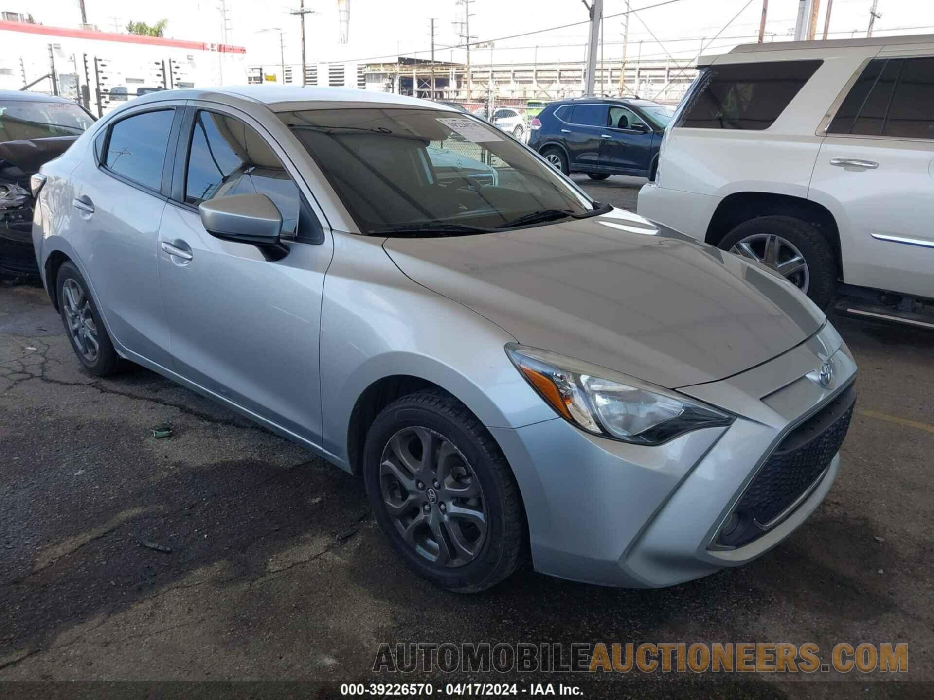 3MYDLBYV2KY522756 TOYOTA YARIS 2019