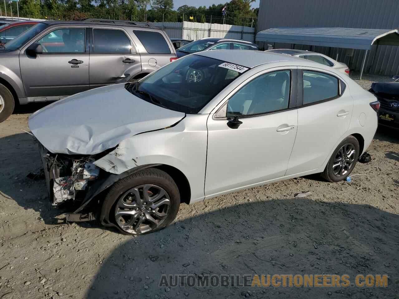 3MYDLBYV2KY527973 TOYOTA YARIS 2019