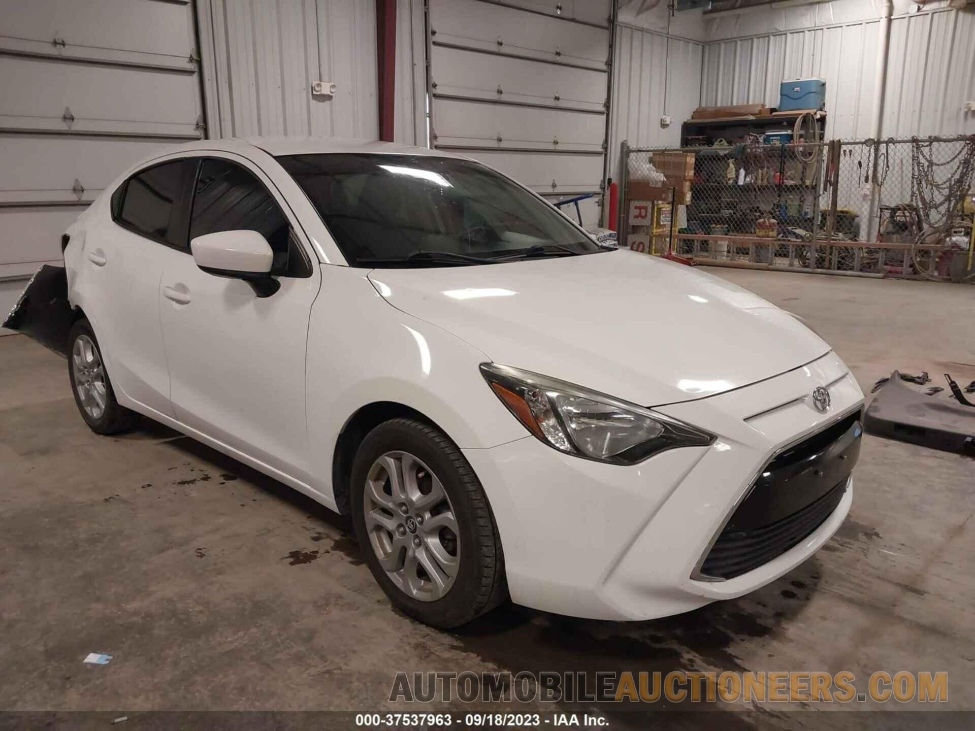 3MYDLBYV3JY304758 TOYOTA YARIS IA 2018