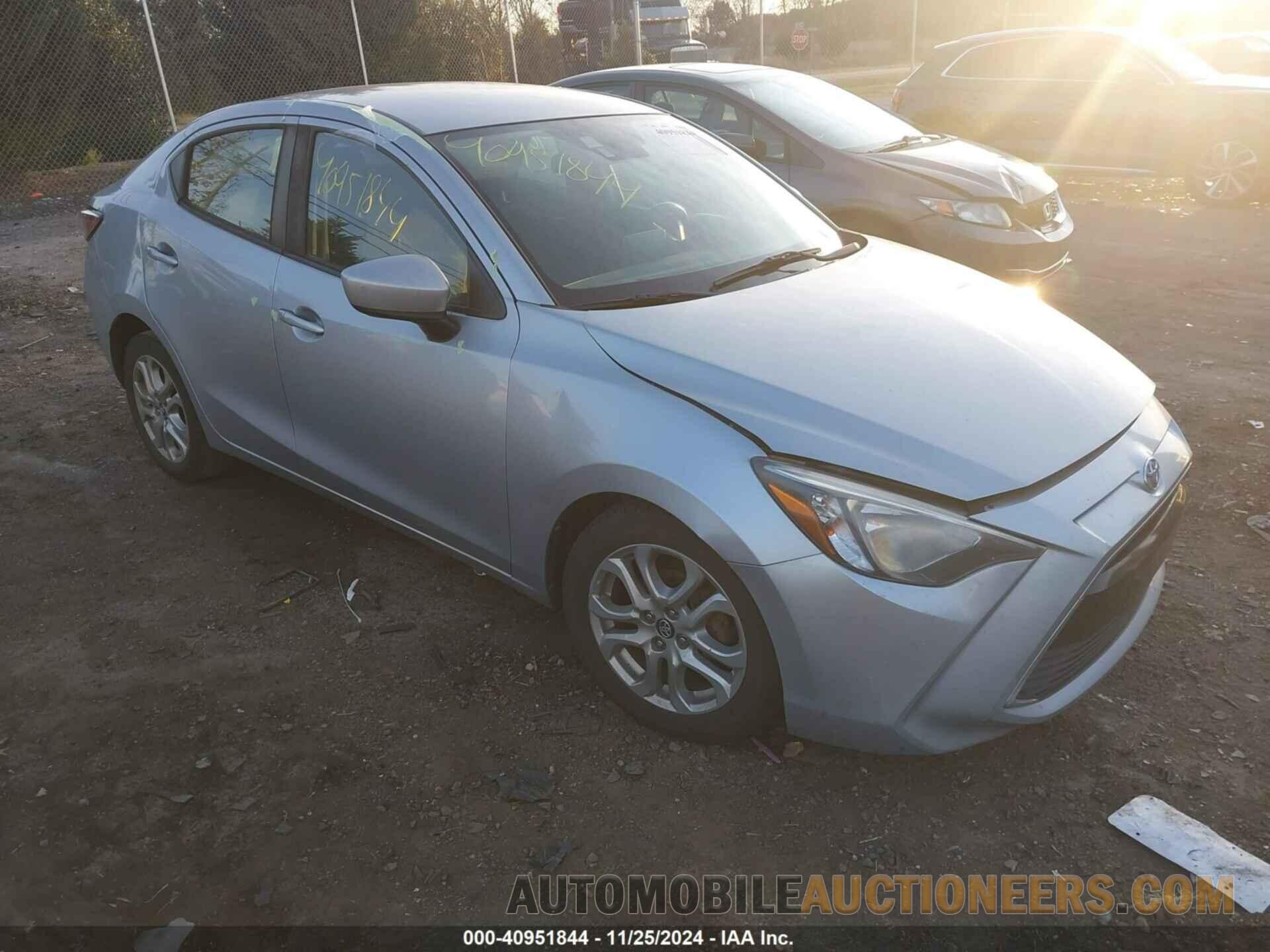 3MYDLBYV3JY313265 TOYOTA YARIS IA 2018