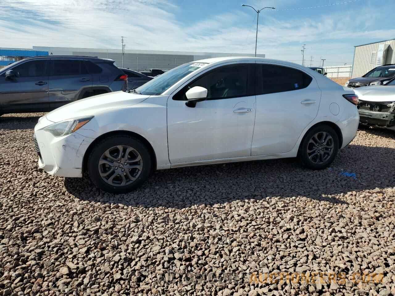 3MYDLBYV3KY507263 TOYOTA YARIS 2019