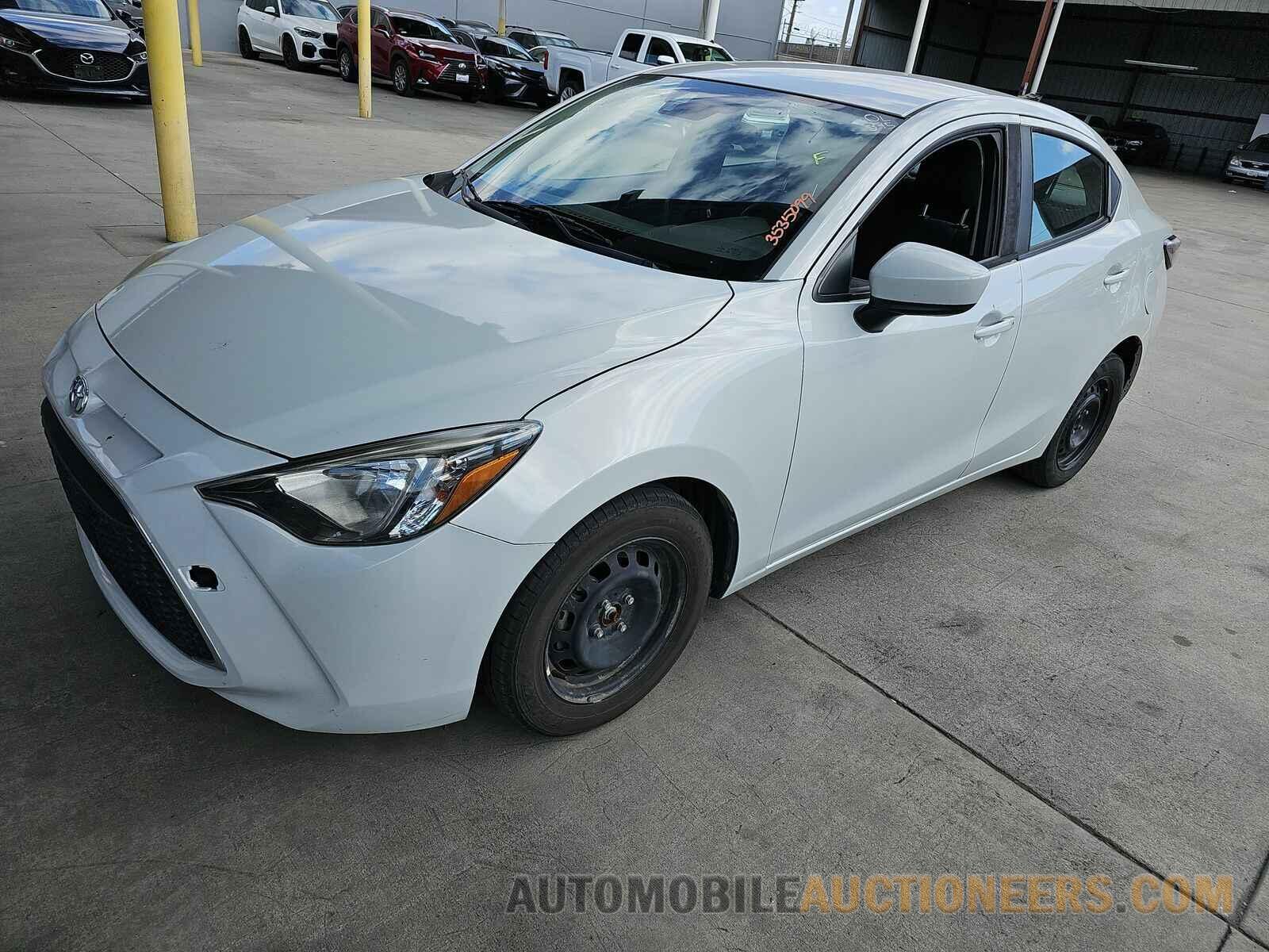 3MYDLBYV3KY512284 Toyota Yaris 2019