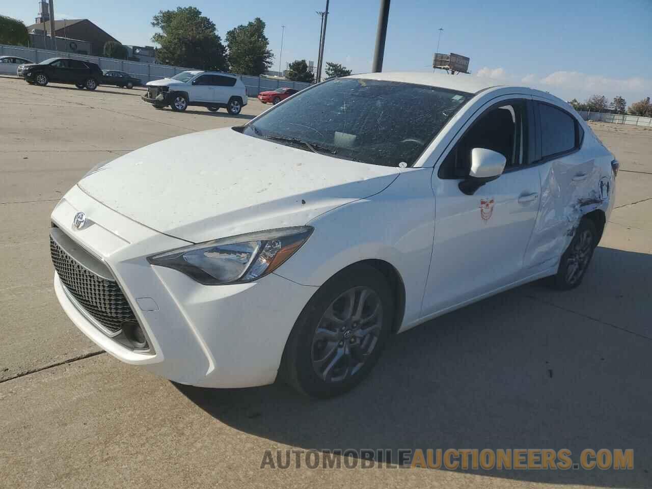 3MYDLBYV3KY522720 TOYOTA YARIS 2019