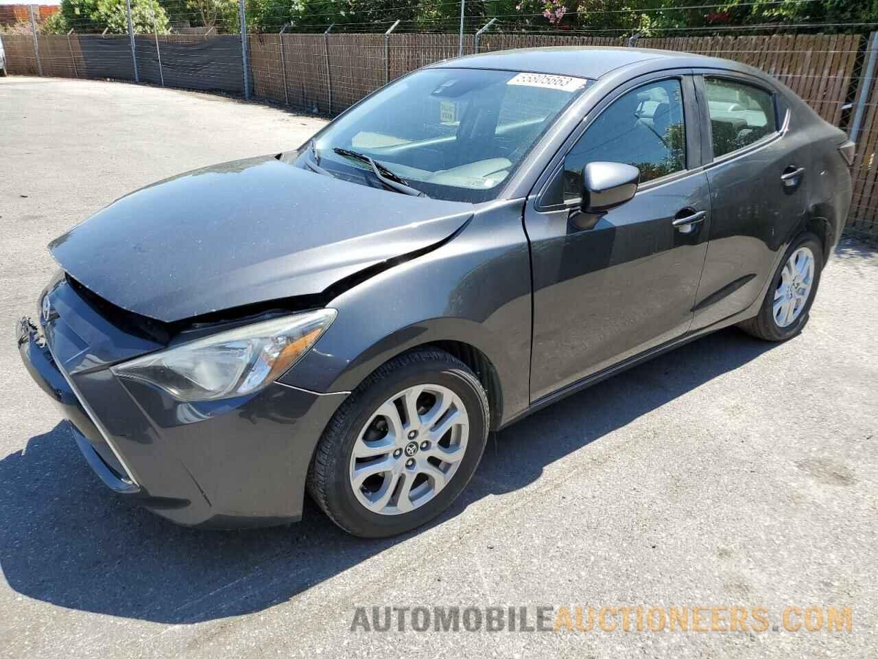 3MYDLBYV4JY300735 TOYOTA YARIS 2018