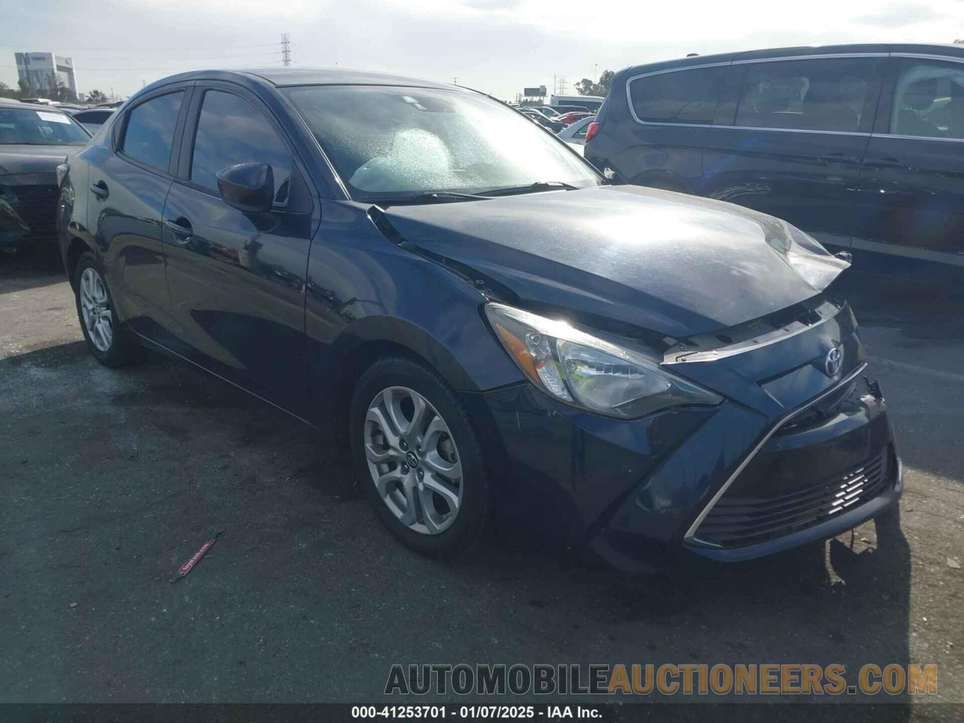 3MYDLBYV5HY155313 TOYOTA YARIS IA 2017