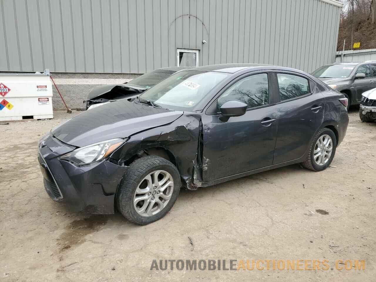 3MYDLBYV5HY181636 TOYOTA YARIS 2017