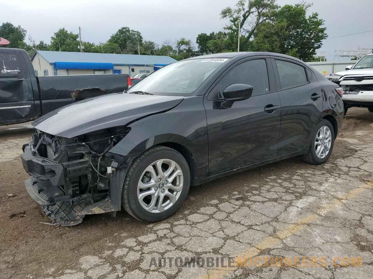 3MYDLBYV5HY183371 TOYOTA YARIS 2017