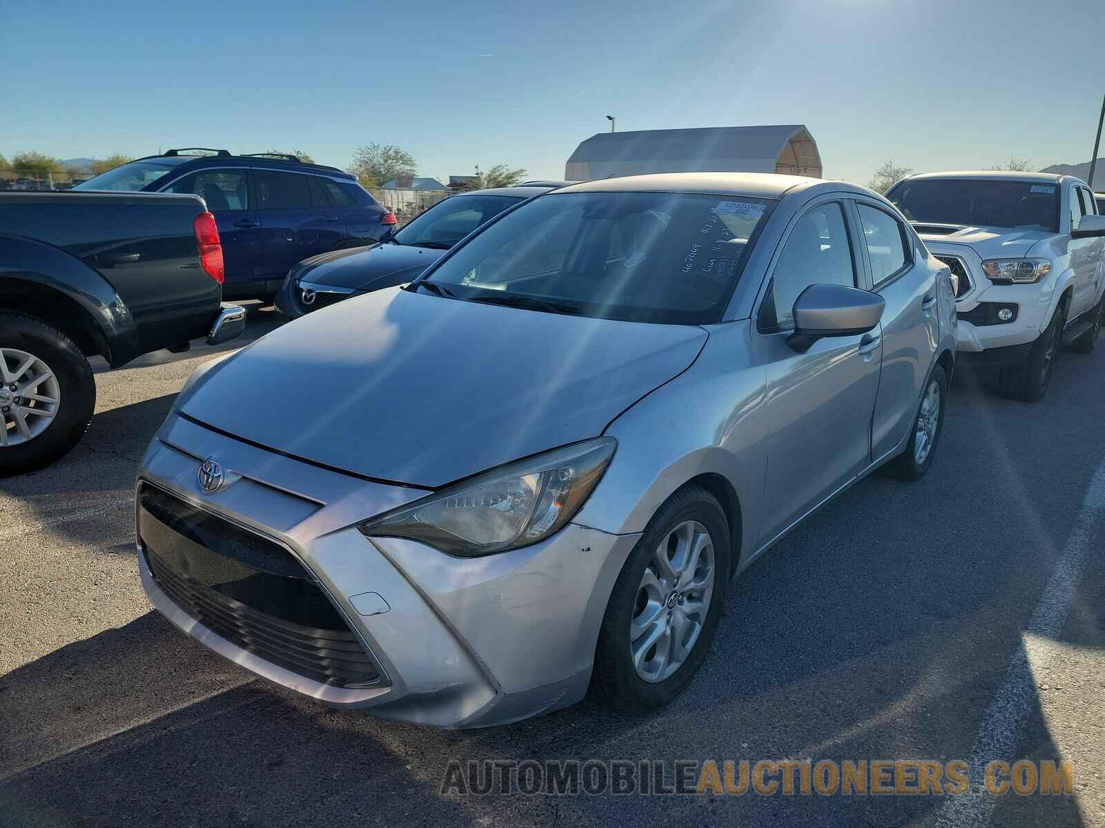 3MYDLBYV5HY190367 Toyota Yaris iA 2017