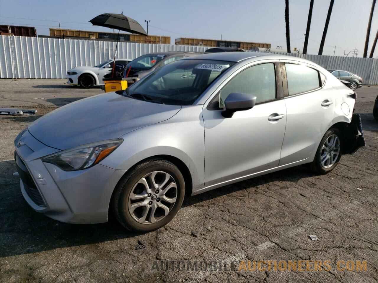 3MYDLBYV5JY304292 TOYOTA YARIS 2018