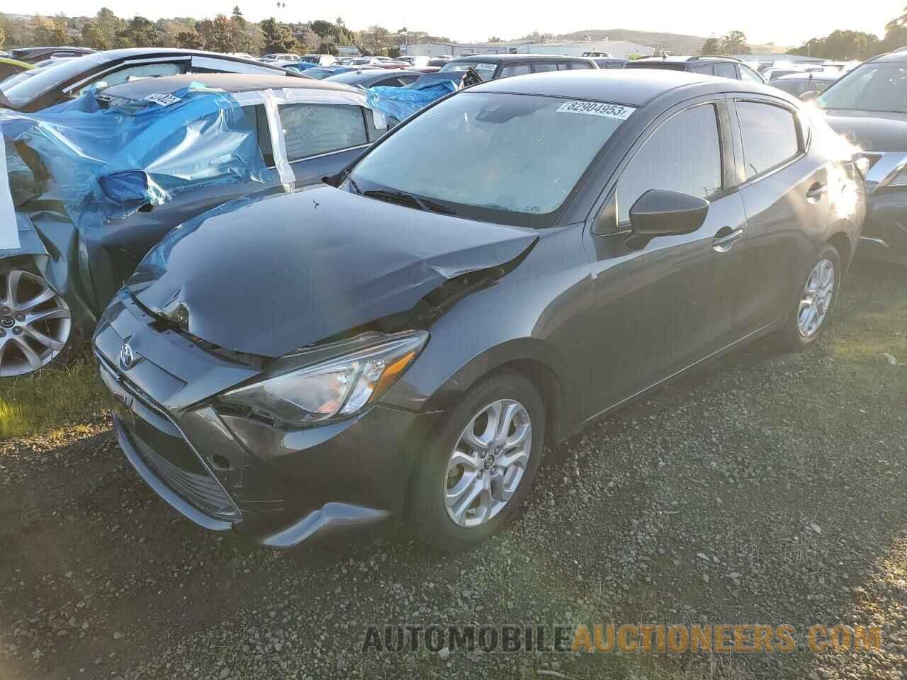 3MYDLBYV5JY319133 TOYOTA YARIS 2018