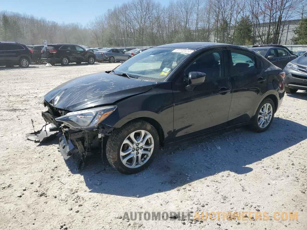 3MYDLBYV5JY329192 TOYOTA YARIS 2018