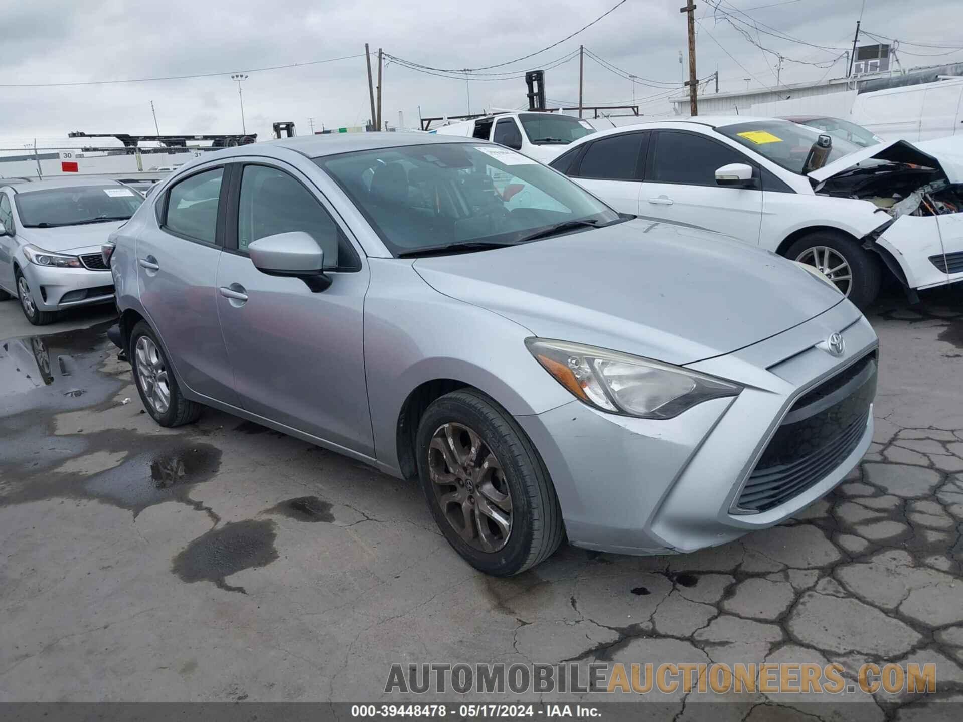 3MYDLBYV5JY331301 TOYOTA YARIS IA 2018