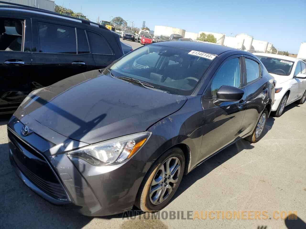 3MYDLBYV6HY156471 TOYOTA YARIS 2017