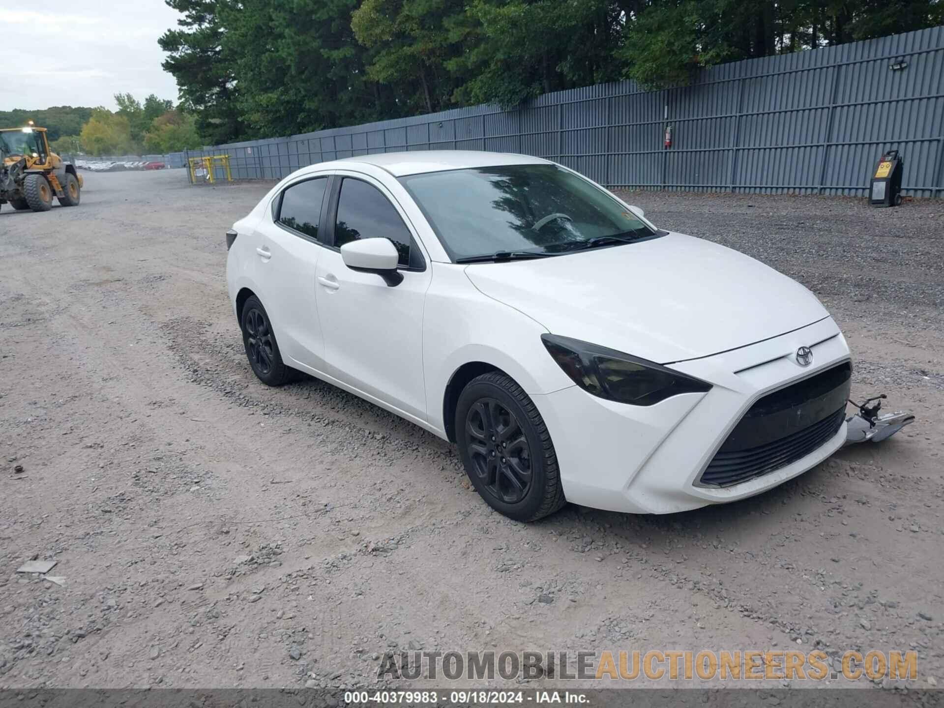 3MYDLBYV6HY158026 TOYOTA YARIS IA 2017