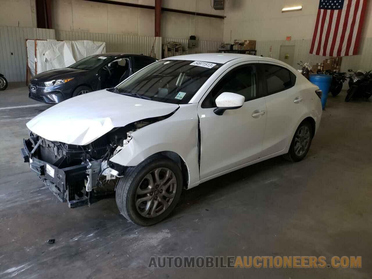 3MYDLBYV6HY165106 TOYOTA YARIS 2017