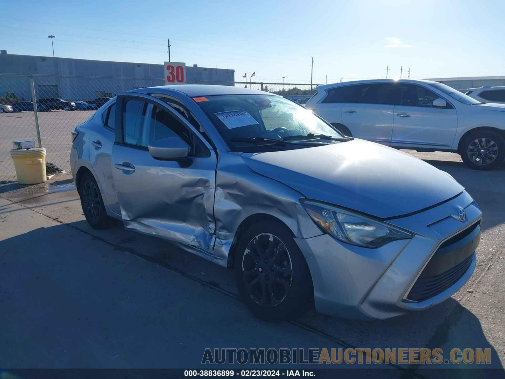 3MYDLBYV6JY325636 TOYOTA YARIS IA 2018