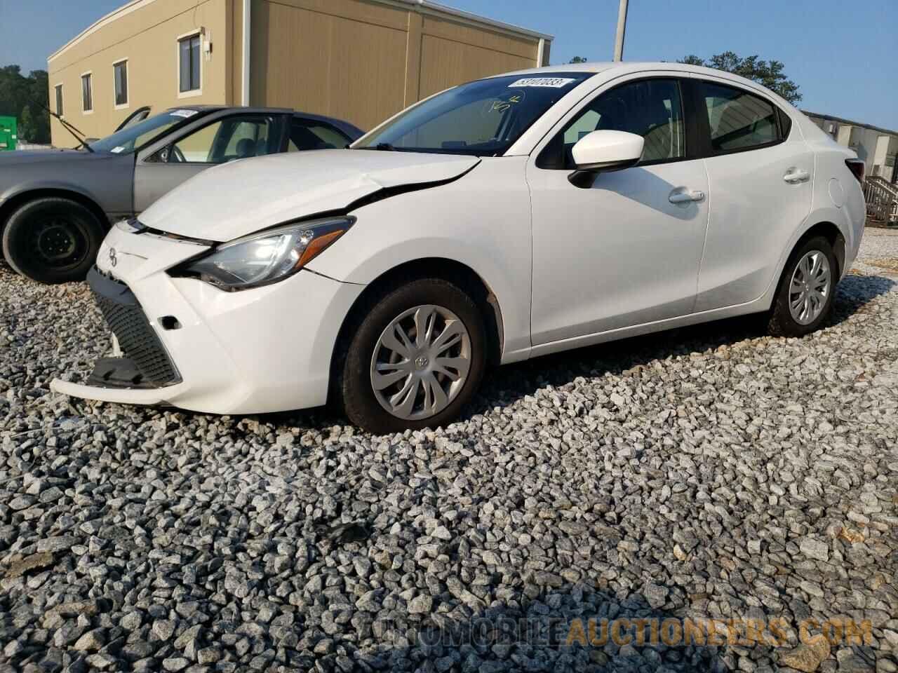 3MYDLBYV6KY507726 TOYOTA YARIS 2019