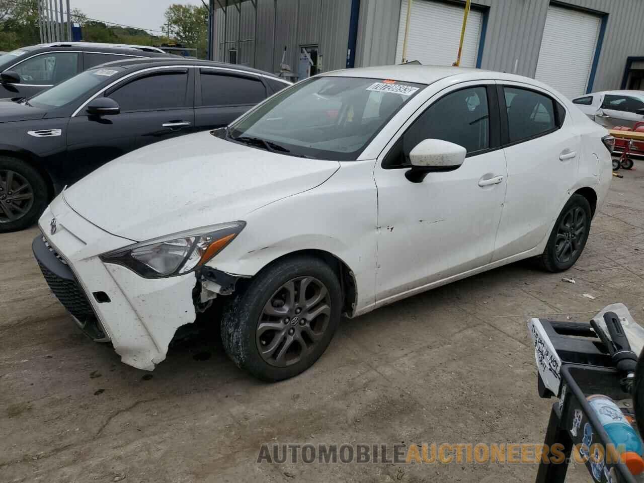 3MYDLBYV6KY512537 TOYOTA YARIS 2019