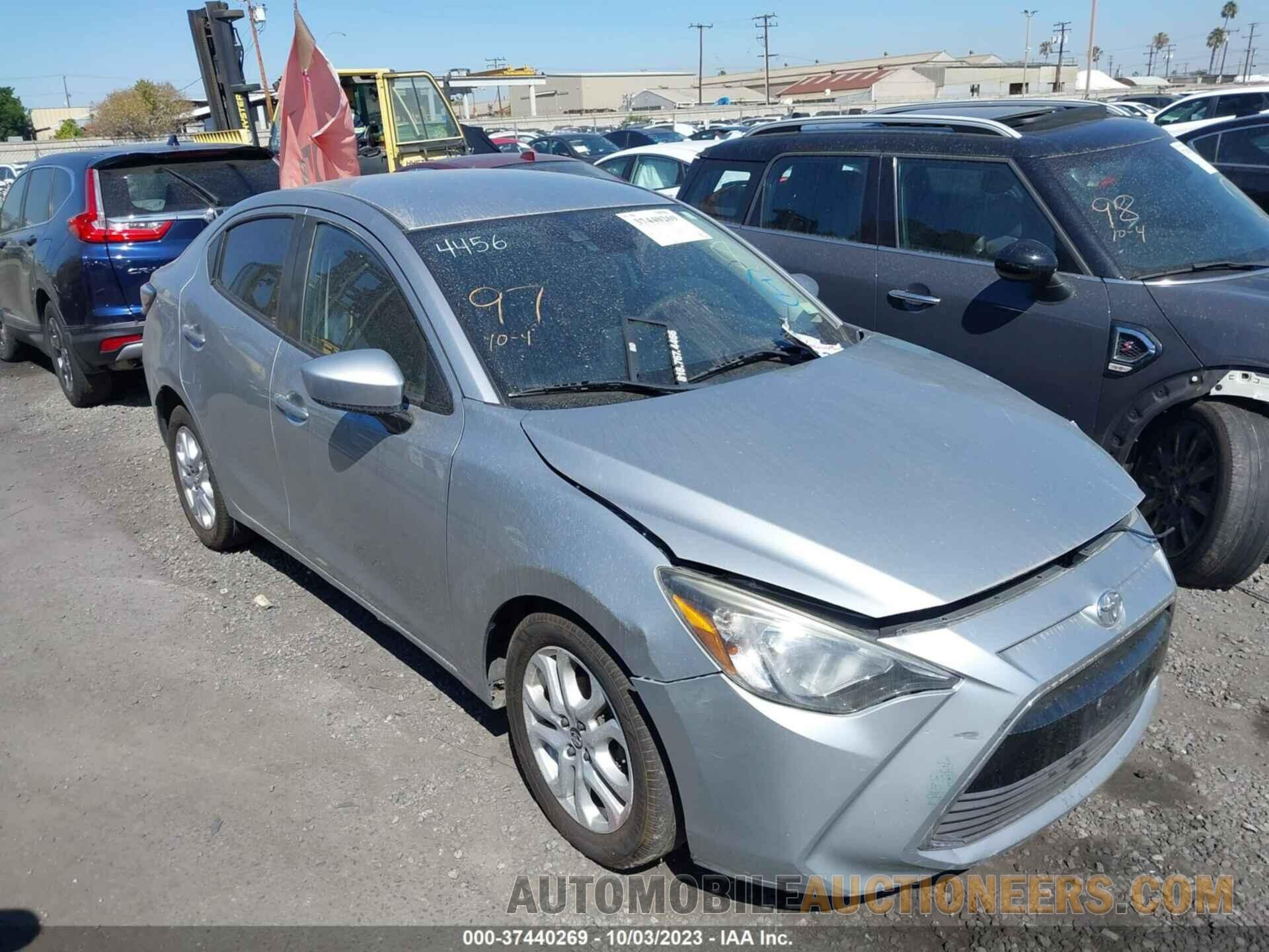 3MYDLBYV7HY151764 TOYOTA YARIS IA 2017