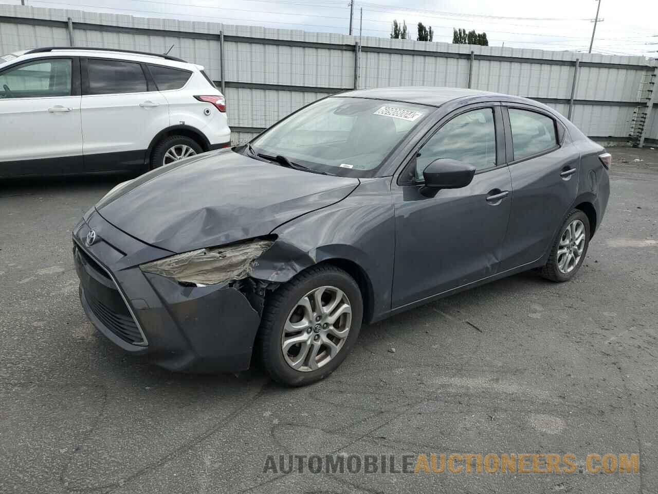 3MYDLBYV7HY181735 TOYOTA YARIS 2017