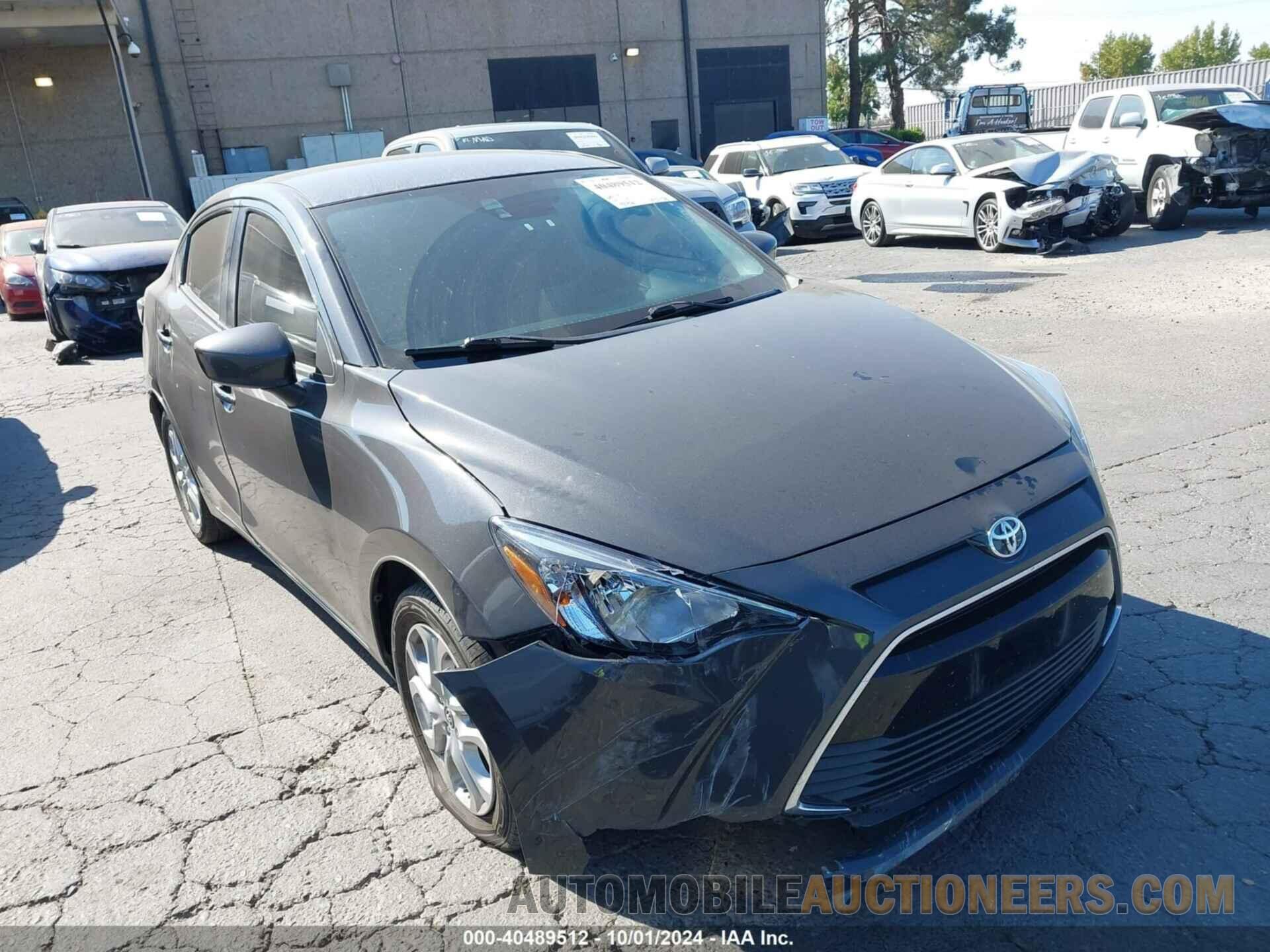 3MYDLBYV7HY188801 TOYOTA YARIS IA 2017