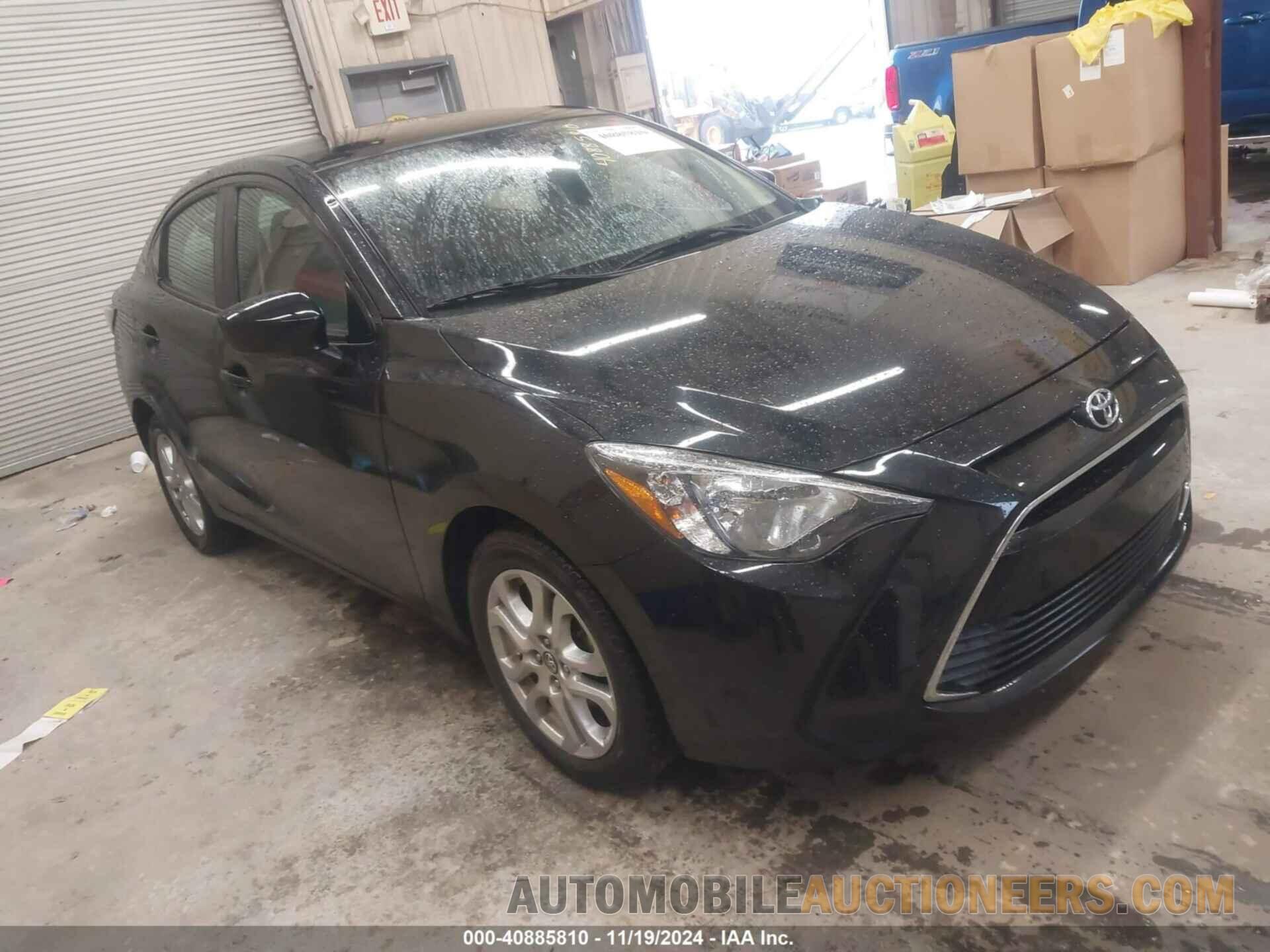 3MYDLBYV7JY301717 TOYOTA YARIS IA 2018