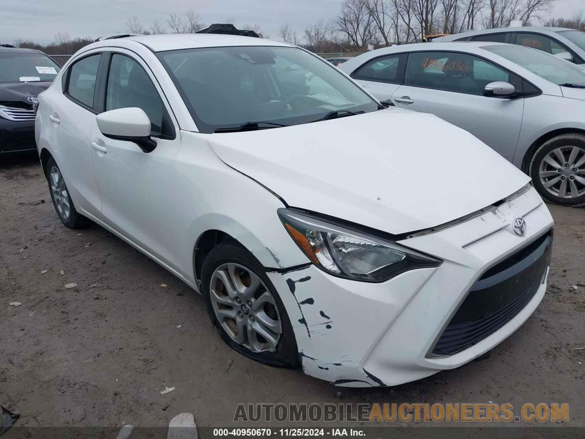 3MYDLBYV7JY323720 TOYOTA YARIS IA 2018