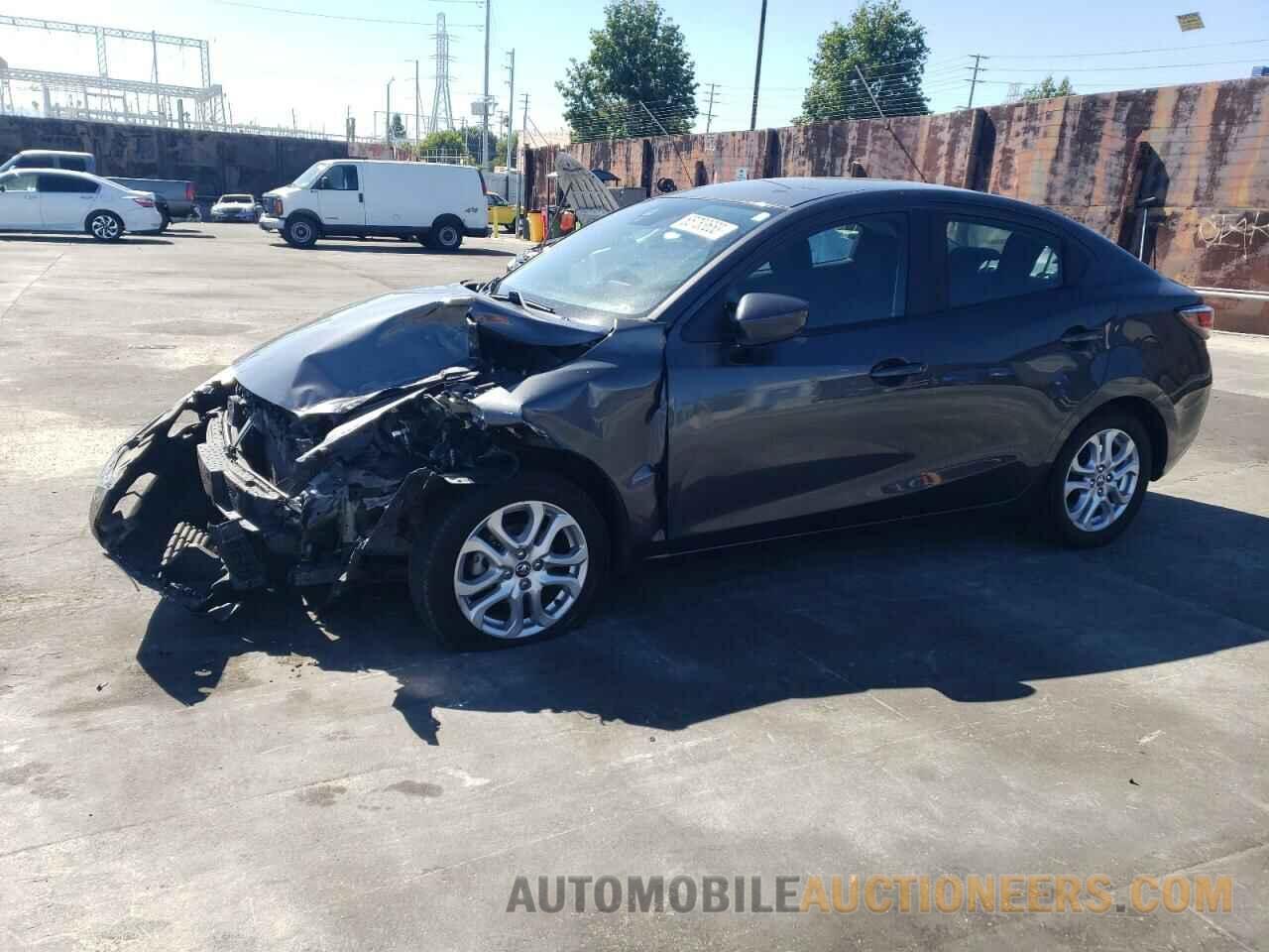 3MYDLBYV8HY151854 TOYOTA YARIS 2017