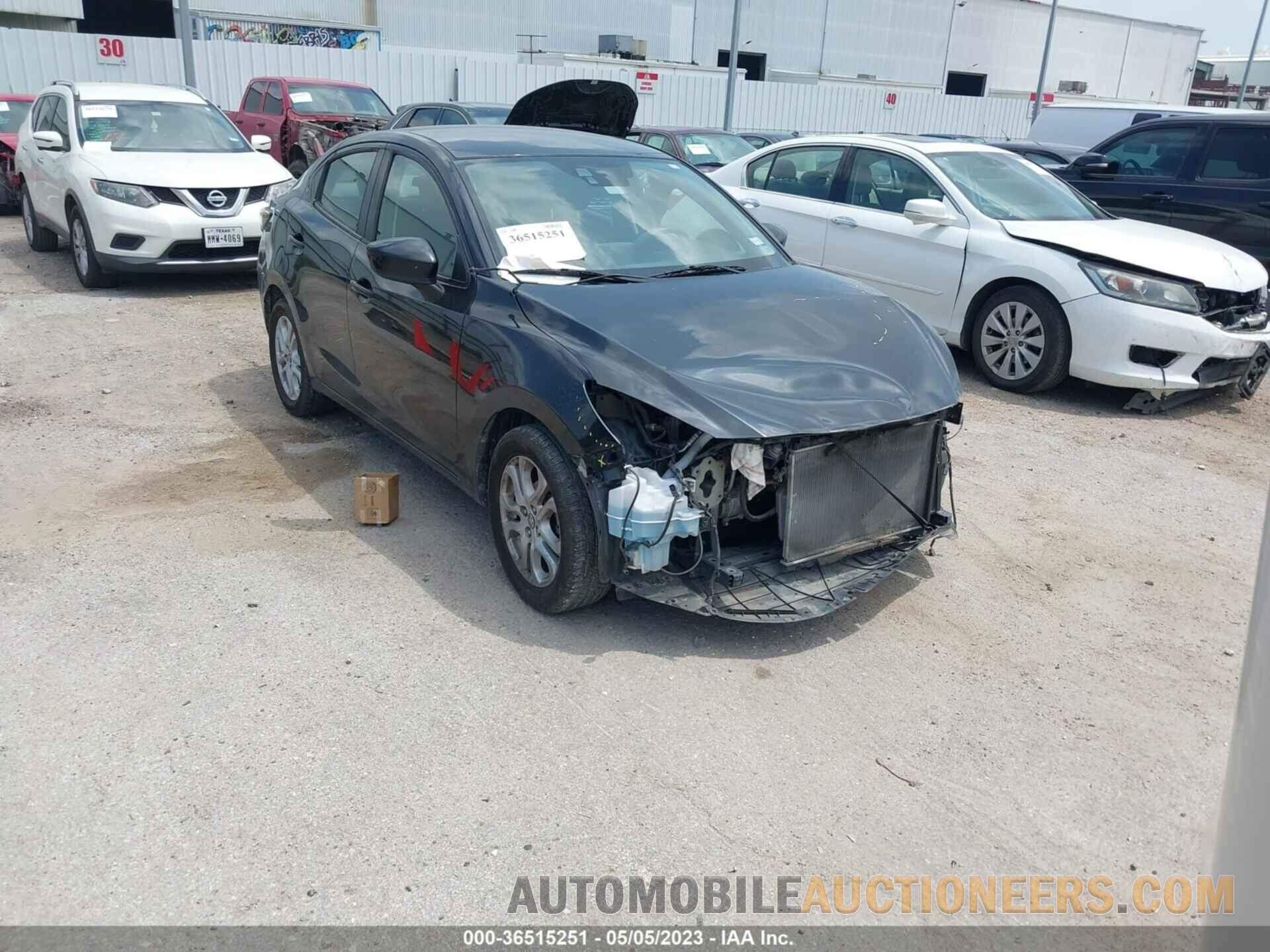 3MYDLBYV8HY154043 TOYOTA YARIS IA 2017