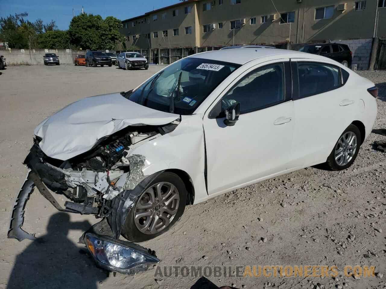 3MYDLBYV8HY167875 TOYOTA YARIS 2017