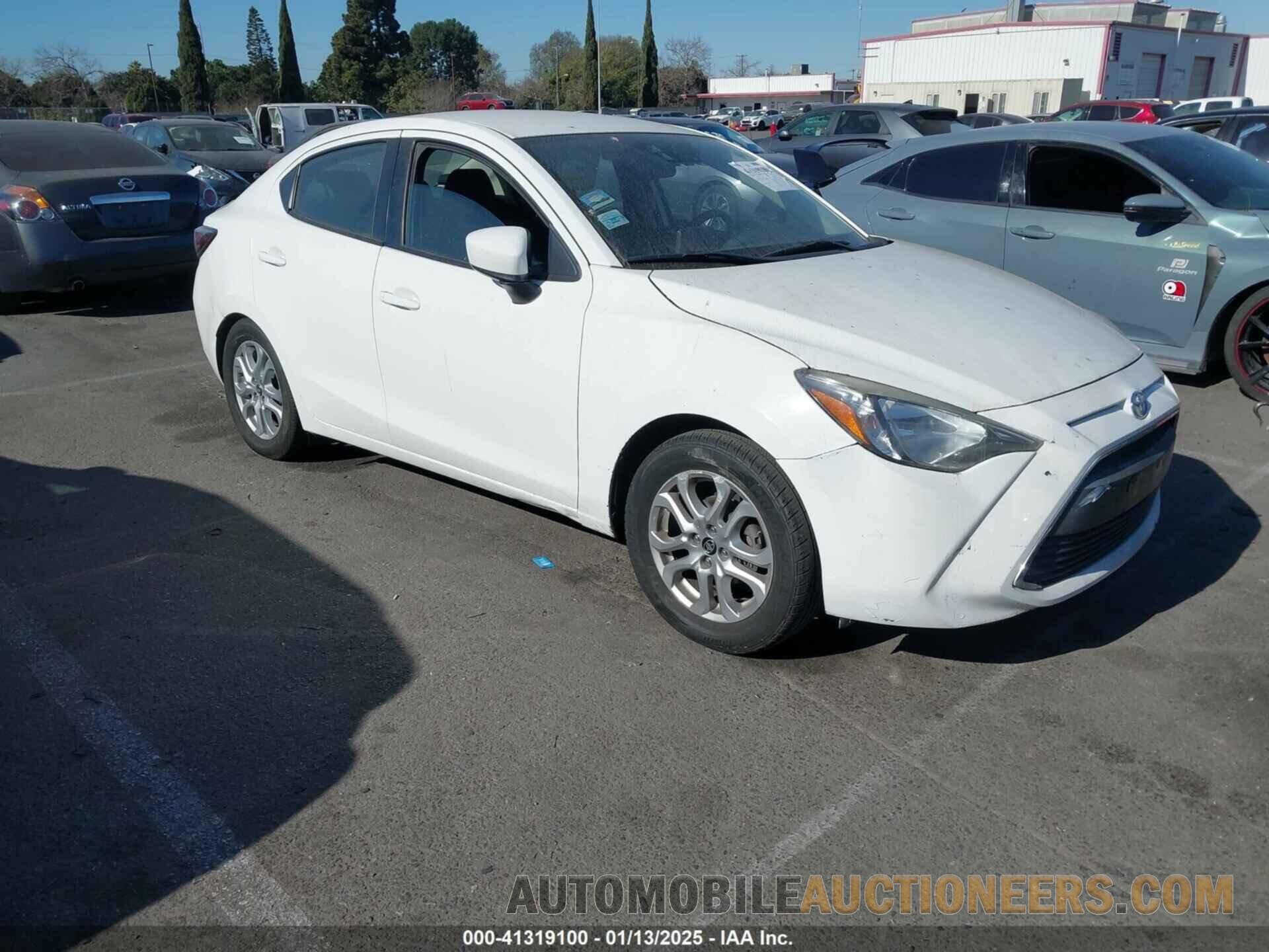 3MYDLBYV8HY169707 TOYOTA YARIS IA 2017