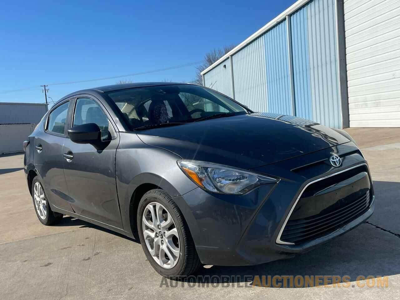 3MYDLBYV8HY180920 TOYOTA YARIS 2017