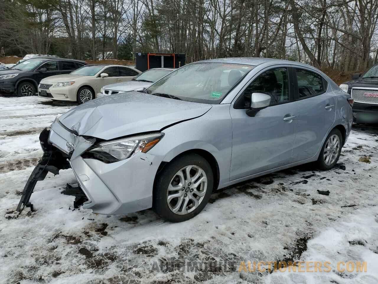 3MYDLBYV8HY183817 TOYOTA YARIS 2017