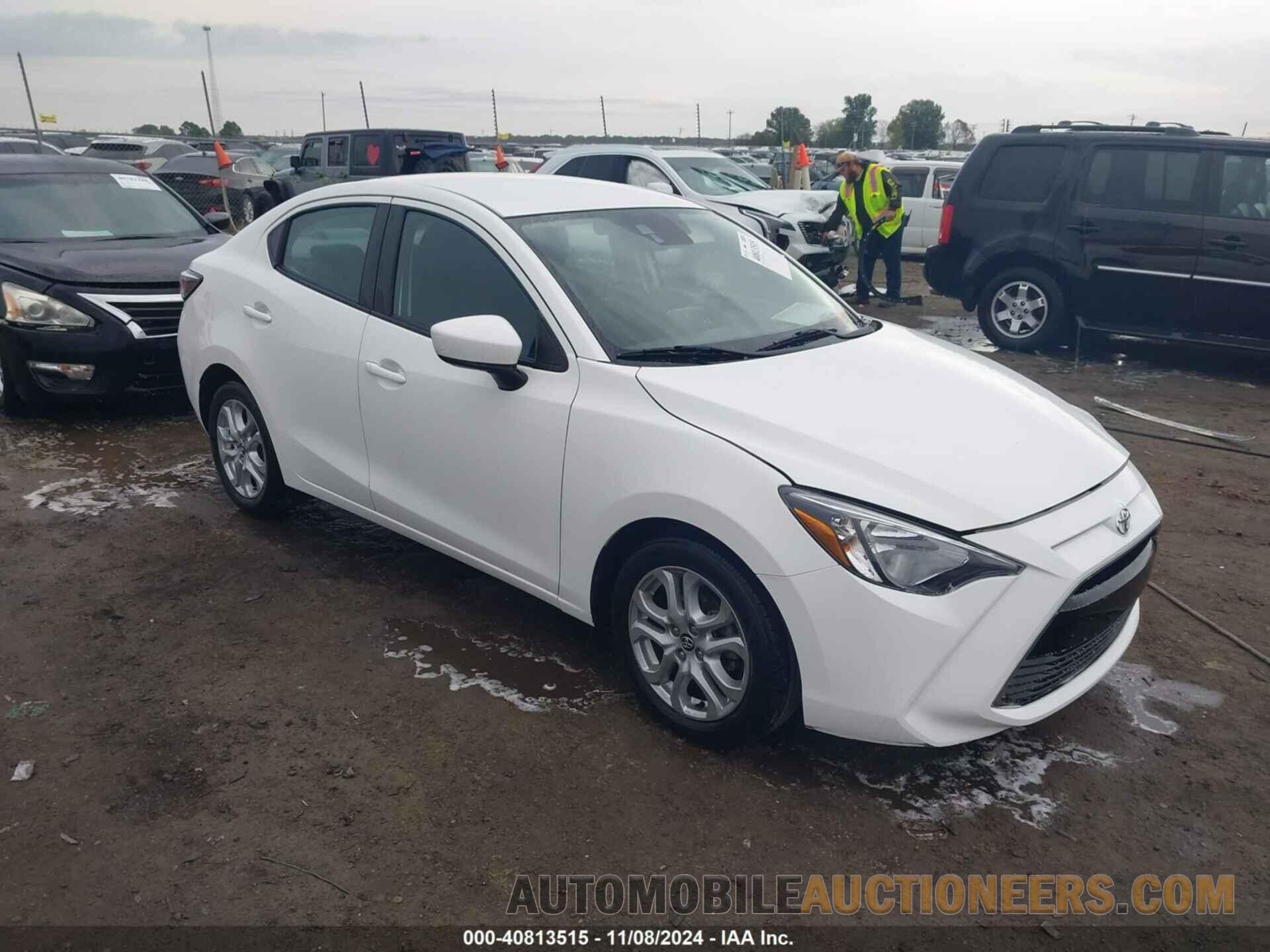 3MYDLBYV8JY321328 TOYOTA YARIS IA 2018