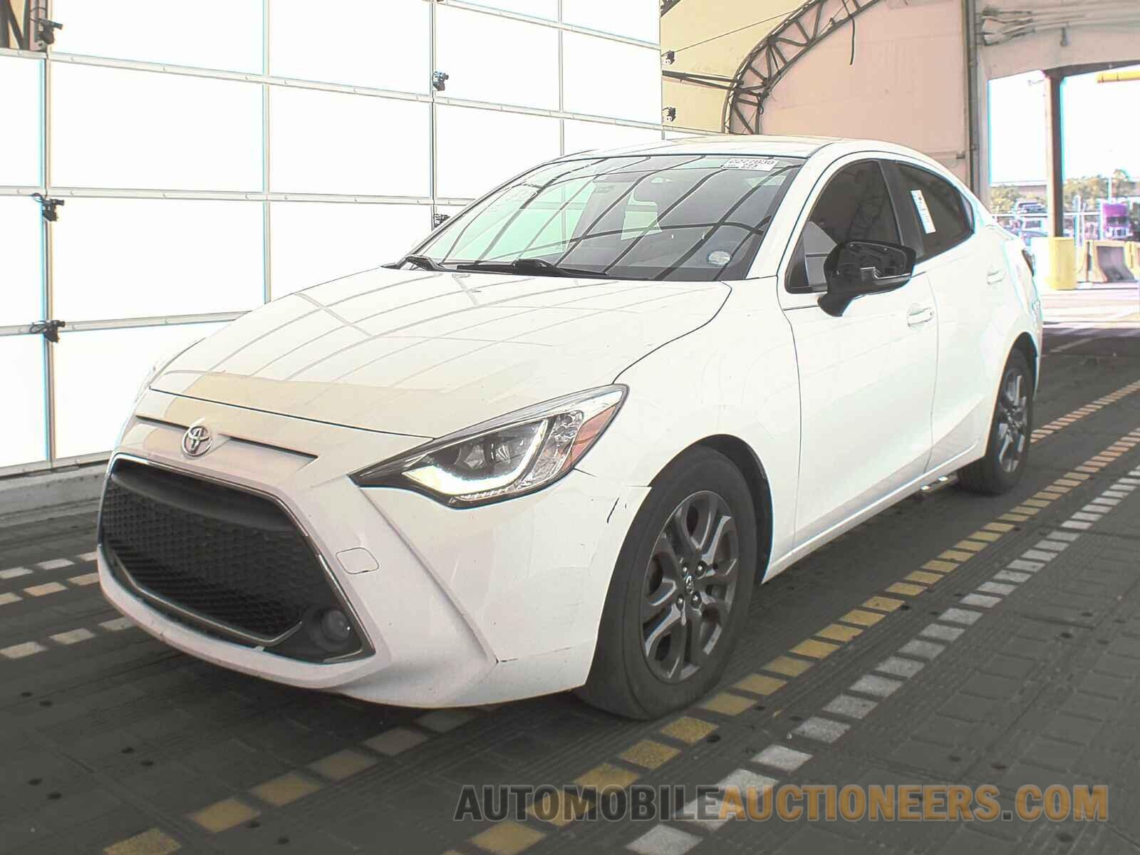 3MYDLBYV8KY520381 Toyota Yaris 2019