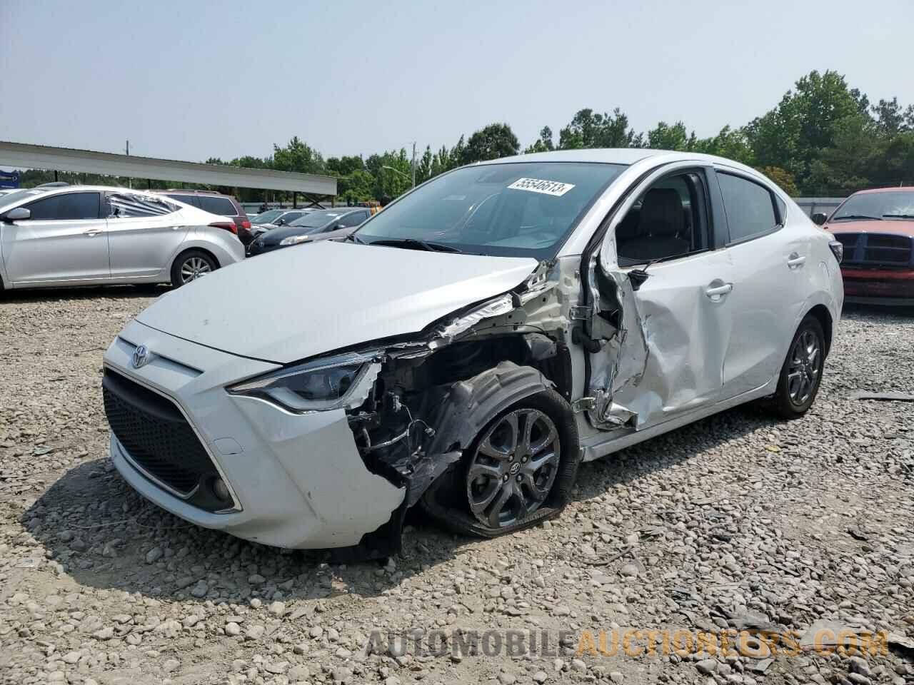 3MYDLBYV8KY526018 TOYOTA YARIS 2019